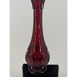 Ruby Red Glass Bud Vase Wheaton Bullseye Gothic Crimson Romantic Vintage 9”